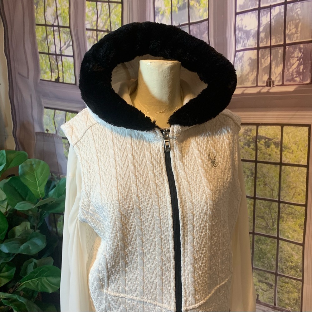 Spyder Ladies XL Knit Hoodie Core Sweater White Pockets Faux Fur Breathtaking
